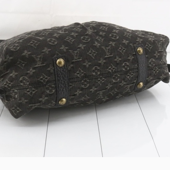 🩶🖤 RARE Louis Vuitton Black Denim Shoulder Bag - Picture 3 of 10